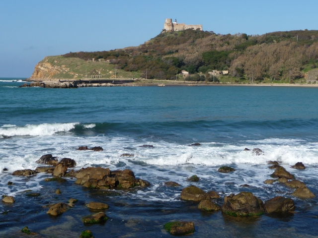 tabarka_castle_waves